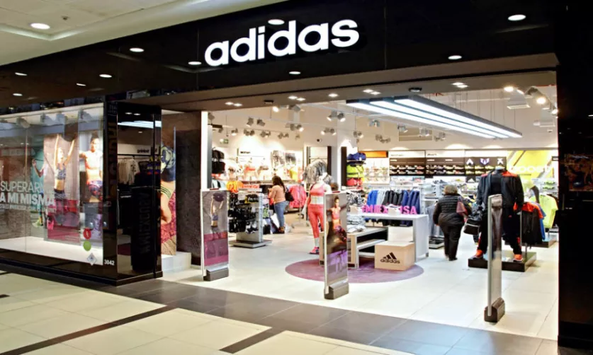 Outlet adidas nunoa horario online