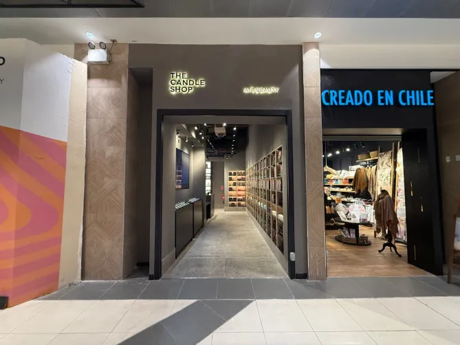 frontis the candle shop cenco costanera